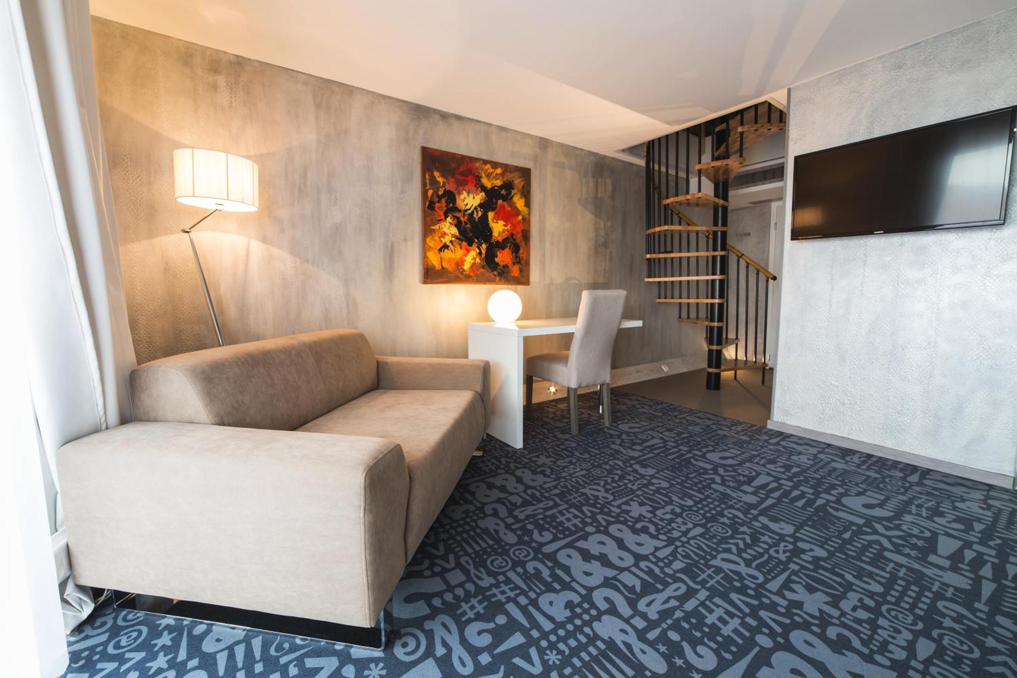 Hotel Le Dormeur Dorlisheim ภายนอก รูปภาพ