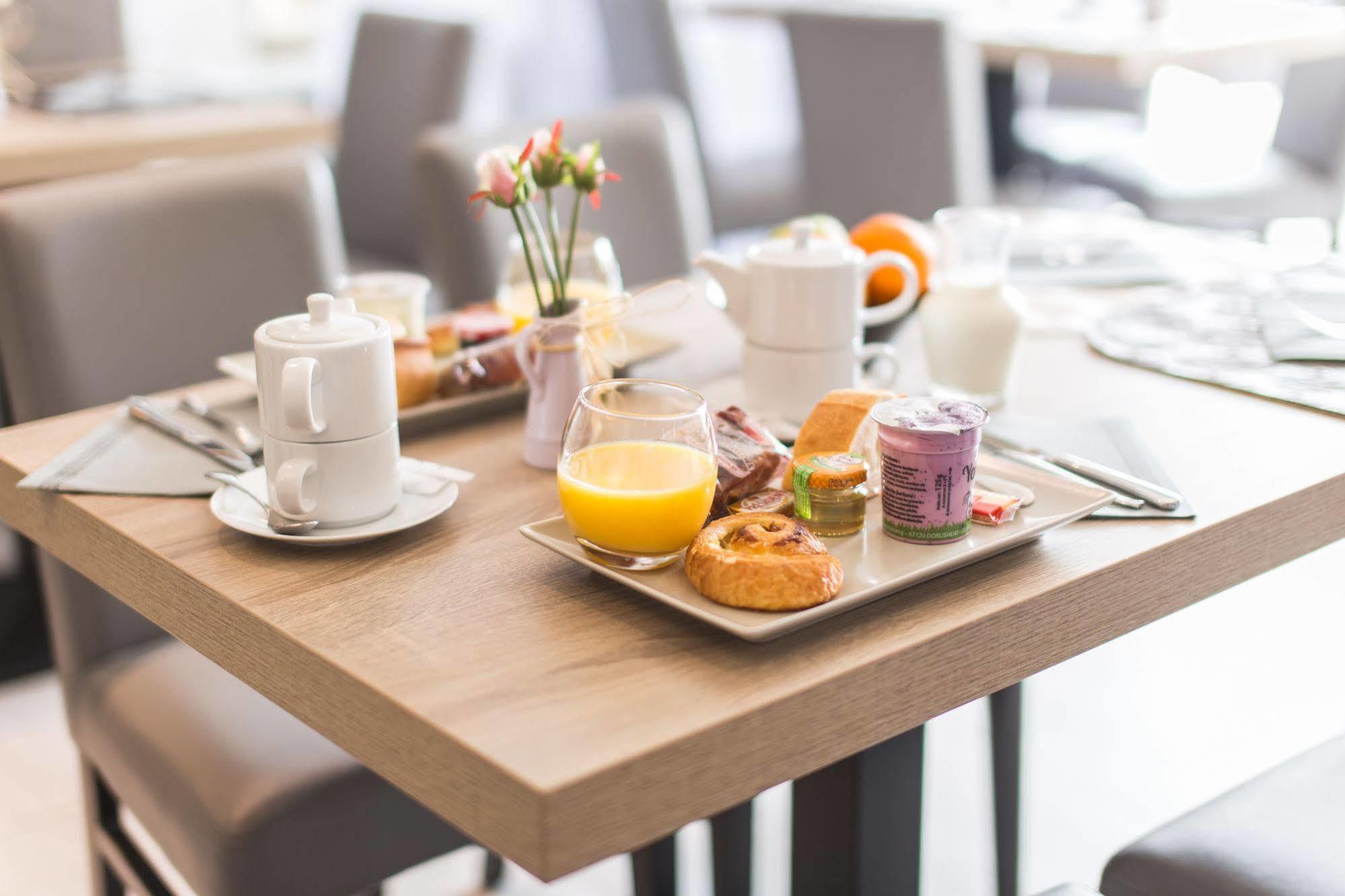 Hotel Le Dormeur Dorlisheim ภายนอก รูปภาพ
