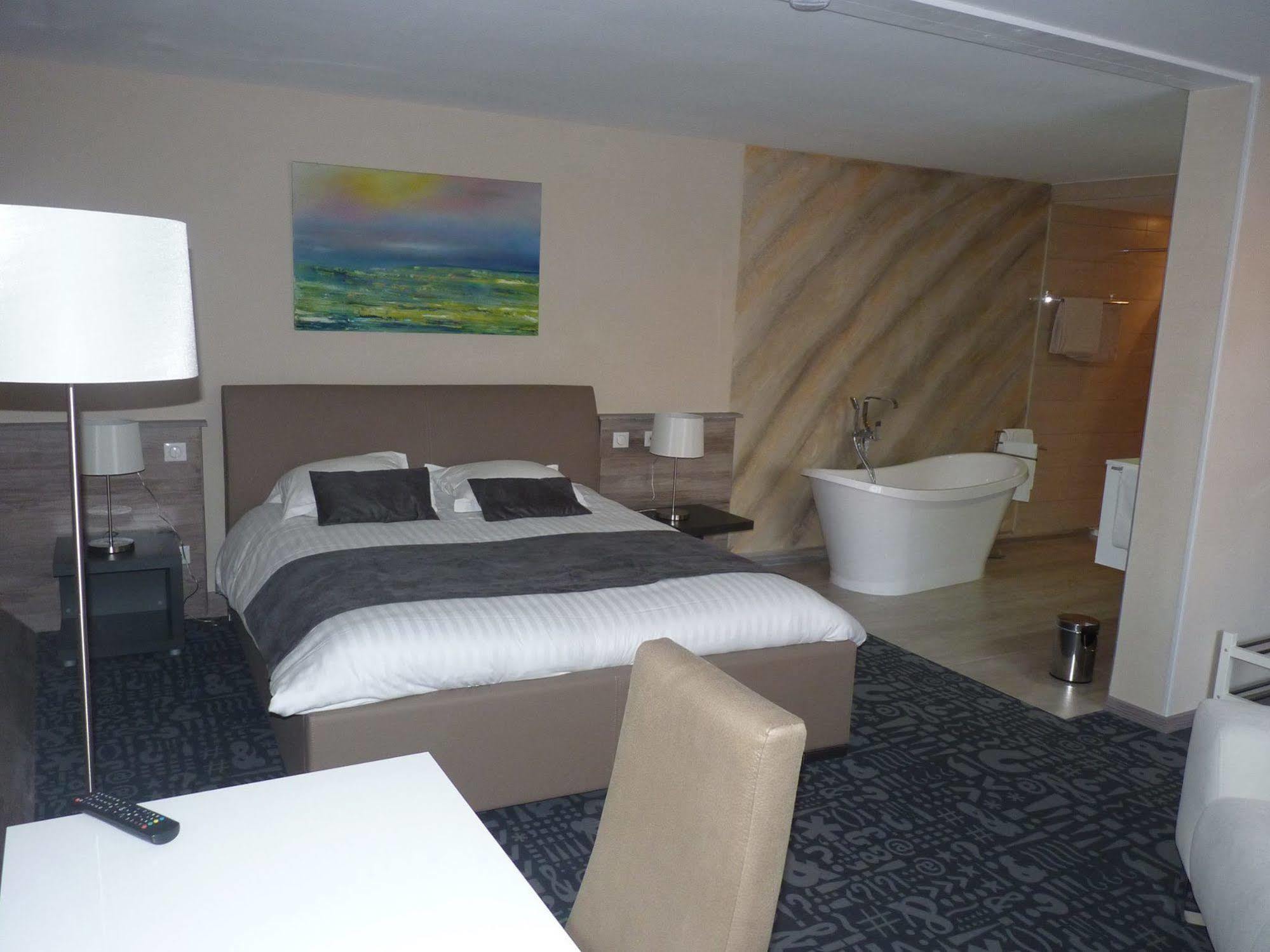 Hotel Le Dormeur Dorlisheim ภายนอก รูปภาพ